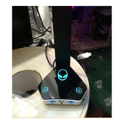Nút nguồn Fami Alienware kèm giá treo tai nghe - Bezon Buôn Ma Thuột