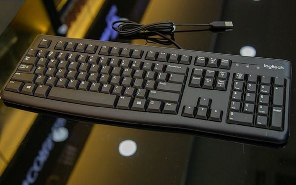 Bàn phím Fuhlen L411 sử dụng switch màng cao cấp