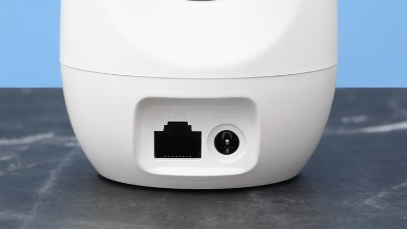 Sản phẩm hỗ trợ kết nối Wifi và có thể điều khiển từ xa thông qua ứng dụng EasyLive Lite trên các thiết bị