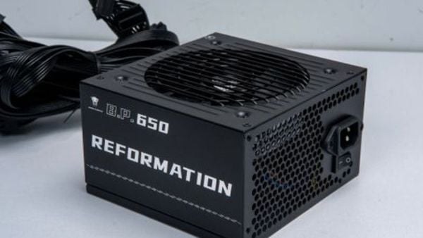 Nguồn LeoPard BP750 750W được trang bị một quạt 120mm