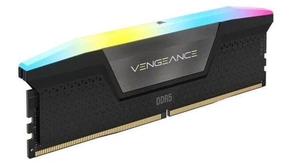 RAM Corsair Vengeance RGB 32GB DDR5 6000MHz có dung lượng 32GB RAM (2 x 16GB) mang đến không gian lưu trữ và đa nhiệm thoải mái cho các ứng dụng và trò chơi nặng