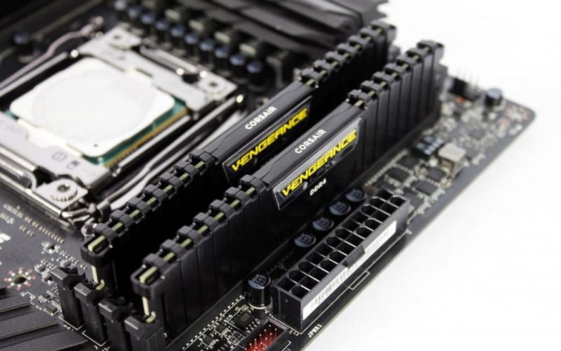 RAM PC Corsair Vengeance 8GB DDR4 3200MHz LPX Tản Nhiệt được trang bị tản nhiệt nhôm nguyên khối với thiết kế đặc biệt