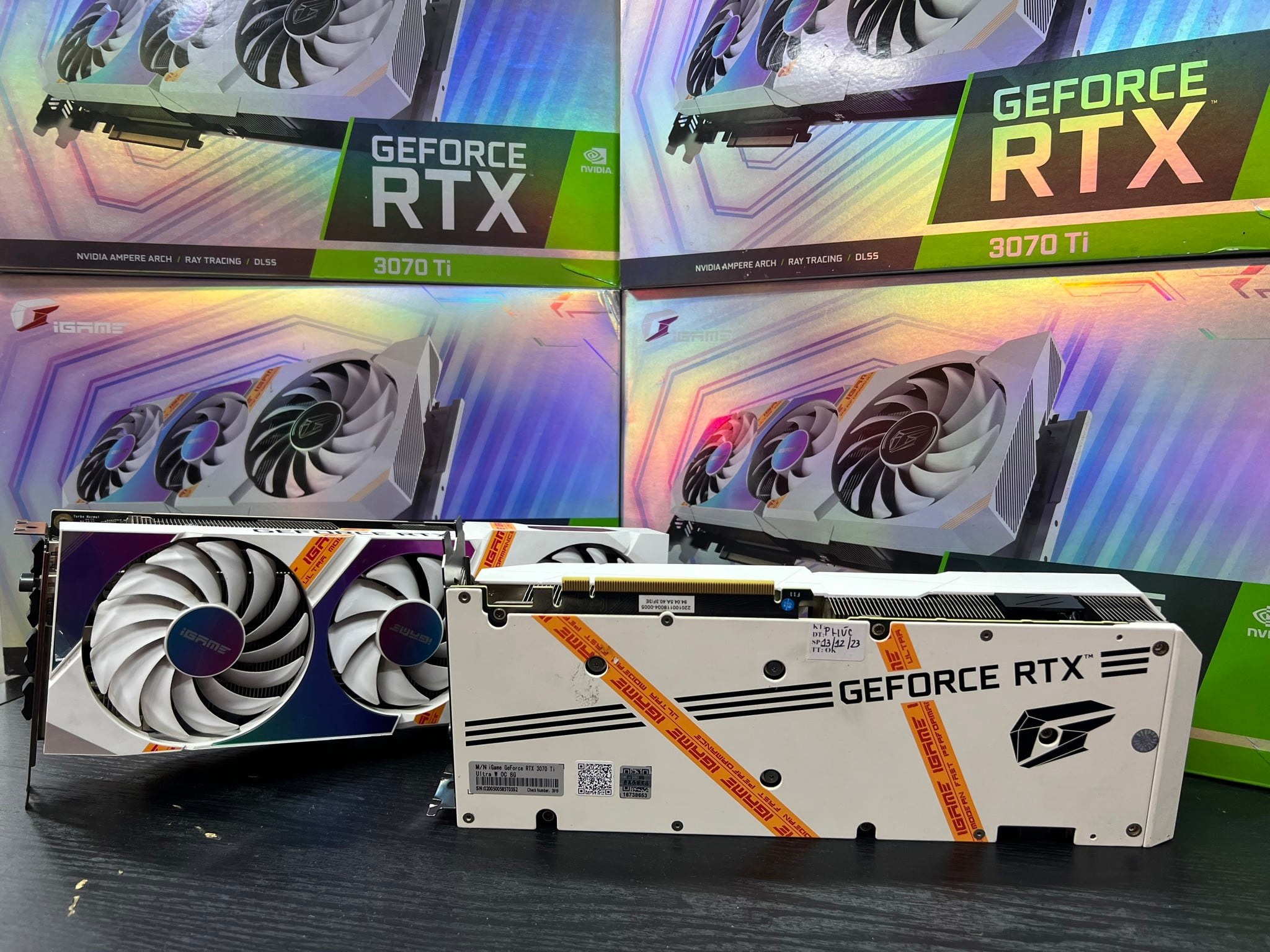 Card màn hình Colorful Igame RTX 3070Ti Ultra W OC 8GB - V 3 Fan QSD