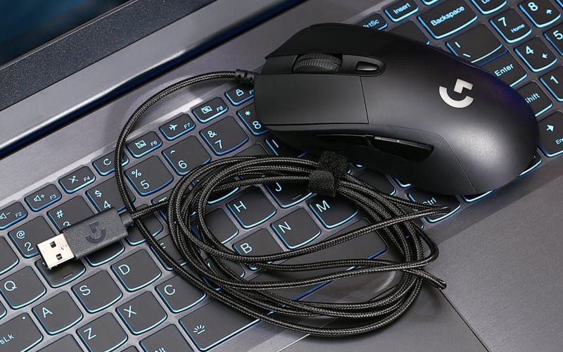 Chuột Logitech G403 HERO có thiết kế tối ưu, cầm nắm thoải mái