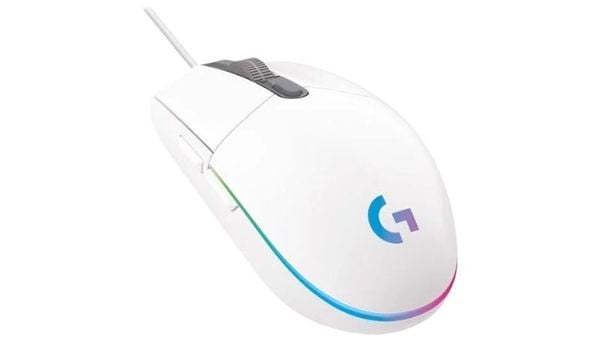 Tùy chỉnh dễ dàng với phần mềm G Hub cho phép lập trình nút và lưu profile game.