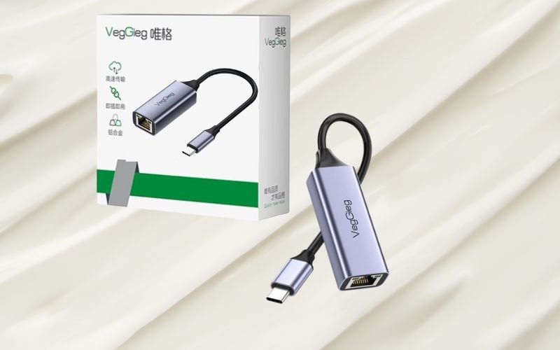 Vỏ ngoài của VegGieg VK308 được làm từ hợp kim nhôm màu xám, mang lại vẻ ngoài sang trọng và hiện đại