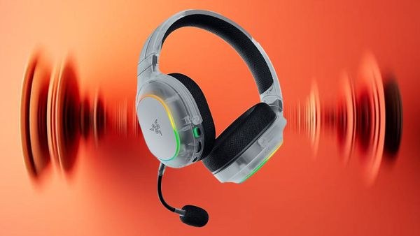 Tai Nghe Gaming Không Dây Razer Barracuda X Chroma Phantom White Edition (RZ04-05220400-R3M1) | Razer Chroma RGB, Trắng