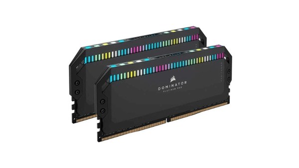 <h3><strong>Đặc điểm nổi bật: </strong></h3><p><ul><li><p><strong>Hiệu năng đỉnh cao:</strong> Corsair Dominator Platinum RGB DDR5 5200MHz mang đến hiệu năng ấn tượng với tốc độ bus cao và khả năng xử lý dữ liệu nhanh chóng, phù hợp cho các nhu cầu đòi hỏi hiệu suất cao như chơi game, chỉnh sửa video, thiết kế đồ họa.</p></li><li><p><strong>RGB cực đẹp:</strong> Hệ thống đèn LED RGB độc đáo trên thanh <a data-cke-saved-href="https://Bezon.com/search?q=filter=(title:product**%20ram)||(sku:product**%20ram)&sortby=sold_quantity:product=desc" href="https://Bezon.com/search?q=filter=(title:product**%20ram)||(sku:product**%20ram)&sortby=sold_quantity:product=desc">RAM</a> Corsair Dominator Platinum RGB mang đến hiệu ứng ánh sáng ấn tượng, tạo điểm nhấn cho bộ máy tính của bạn.</p></li><li><p><strong>Tương thích hoàn hảo:</strong> Bộ nhớ RAM Corsair Dominator Platinum RGB tương thích với các mainboard Intel 600 series, giúp bạn dễ dàng nâng cấp và tối ưu hóa hiệu năng hệ thống.</p></li><li><p><strong>Bảo hành chính hãng:</strong> Corsair Dominator Platinum RGB được bảo hành chính hãng, mang đến sự an tâm cho người dùng.</p></li></ul><h2><strong>Ram Corsair Dominator Platinum RGB: Hiệu năng đỉnh cao, RGB cực đẹp</strong></h2><p><strong>Corsair Dominator Platinum RGB</strong> là dòng RAM cao cấp, mang đến hiệu năng ấn tượng và thiết kế độc đáo. Với tốc độ bus 5200MHz, dung lượng 32GB (2x16GB) và hệ thống đèn<a data-cke-saved-href="https://Bezon.com/search?q=filter=(title:product**%20LED%20RGB)||(sku:product**%20LED%20RGB)&sortby=sold_quantity:product=desc" href="https://Bezon.com/search?q=filter=(title:product**%20LED%20RGB)||(sku:product**%20LED%20RGB)&sortby=sold_quantity:product=desc"> LED RGB</a> đẹp mắt, Corsair Dominator Platinum RGB là lựa chọn hoàn hảo cho những ai muốn nâng cấp hiệu năng máy tính, tạo điểm nhấn cho bộ máy của mình và trải nghiệm hiệu suất cao nhất.</p><h3><strong>Thiết kế sang trọng, tinh tế</strong></h3><p><strong>Corsair Dominator Platinum RGB</strong> sở hữu thiết kế thanh RAM cao cấp với lớp vỏ nhôm anode đen bóng, tạo sự sang trọng và tinh tế cho bộ máy tính. Hệ thống đèn LED RGB được tích hợp trên thanh RAM tạo hiệu ứng ánh sáng ấn tượng, tăng thêm phần thu hút và độc đáo cho bộ máy tính của bạn.</p><p style="text-align: center"><img data-cke-saved-src="//file.hstatic.net/200000420363/file/ram_corsair_dominator_platinum_rgb_grande.png" src="//file.hstatic.net/200000420363/file/ram_corsair_dominator_platinum_rgb_grande.png" /></p><h3><strong>Khả năng kết nối, các cổng kết nối</strong></h3><p><strong>Corsair Dominator Platinum RGB</strong> tương thích với các mainboard Intel 600 series, giúp bạn dễ dàng nâng cấp và tối ưu hóa hiệu năng hệ thống.</p><p style="text-align: center"><img data-cke-saved-src="//file.hstatic.net/200000420363/file/ram_corsair_dominator_platinum_rgb__2__grande.png" src="//file.hstatic.net/200000420363/file/ram_corsair_dominator_platinum_rgb__2__grande.png" /></p><h3><strong>Hiệu suất vượt trội</strong></h3><p><strong>Corsair Dominator Platinum RGB </strong>được thiết kế với tốc độ bus 5200MHz và CAS Latency CL 40-40-40-77, mang đến hiệu suất cao, đáp ứng tốt nhu cầu xử lý đa nhiệm, chơi game, render video, thiết kế đồ họa nặng.</p><p style="text-align: center"><img data-cke-saved-src="//file.hstatic.net/200000420363/file/ram_corsair_dominator_platinum_rgb__3__grande.png" src="//file.hstatic.net/200000420363/file/ram_corsair_dominator_platinum_rgb__3__grande.png" /></p><p><strong>Corsair Dominator Platinum RGB DDR5 5200MHz</strong> là dòng RAM cao cấp với hiệu suất vượt trội, thiết kế đẹp mắt và khả năng tùy chỉnh RGB độc đáo. Với những ưu điểm vượt trội, Corsair Dominator Platinum RGB là lựa chọn hoàn hảo cho những ai muốn nâng cấp hiệu năng máy tính và tạo điểm nhấn cho bộ máy của mình. Đến ngay Bezon để trải nghiệm sản phẩm ngay bạn nhé!</p></p>