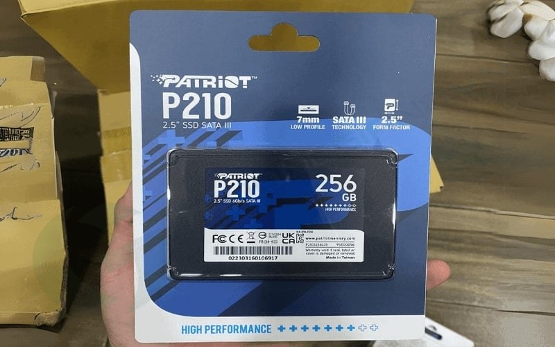 Ổ Cứng SSD 256G Patriot P210GB
