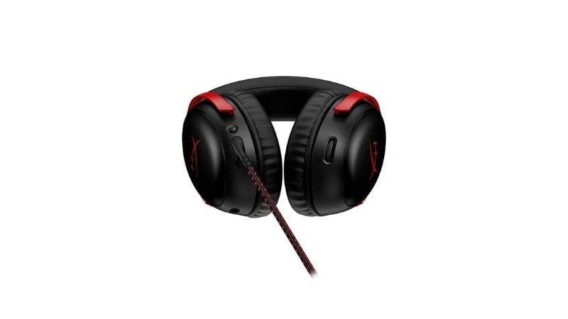 Micro đơn hướng khử ồn của tai nghe HyperX Cloud III giúp loại bỏ tiếng ồn xung quanh